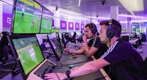 充满温暖与怀旧氛围的弹珠轨道模拟游戏《Cozy Marbles》将于2026年登陆Steam