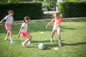 创造历史！弗拉格成为NBA历史上单场助攻上双最年轻的球员